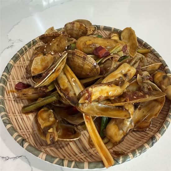 【新品】辣炒海鲜（双拼） 花蛤&蛏子 [New] Spicy Stir-Fried Clam and Razor Clams